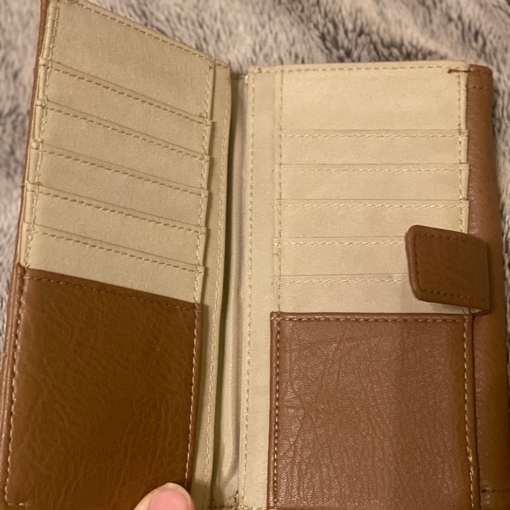 Wallet - Picture 2 of 4
